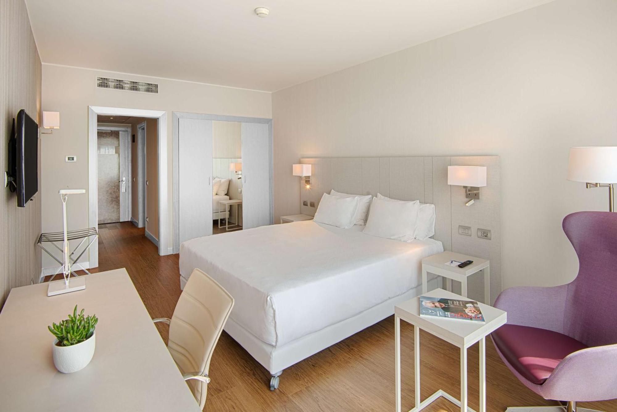 Standard Double or Twin Room,1663735485:JPEG