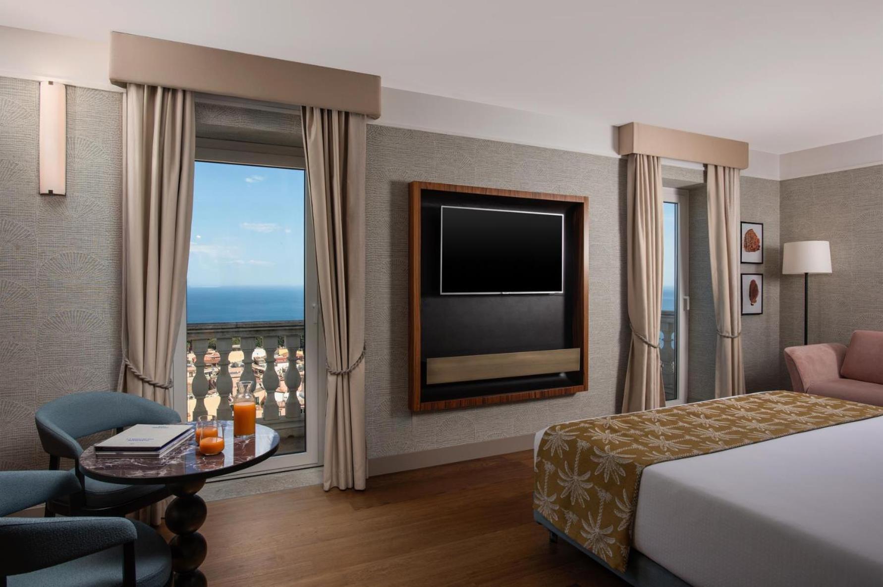 Premium Double Room with View