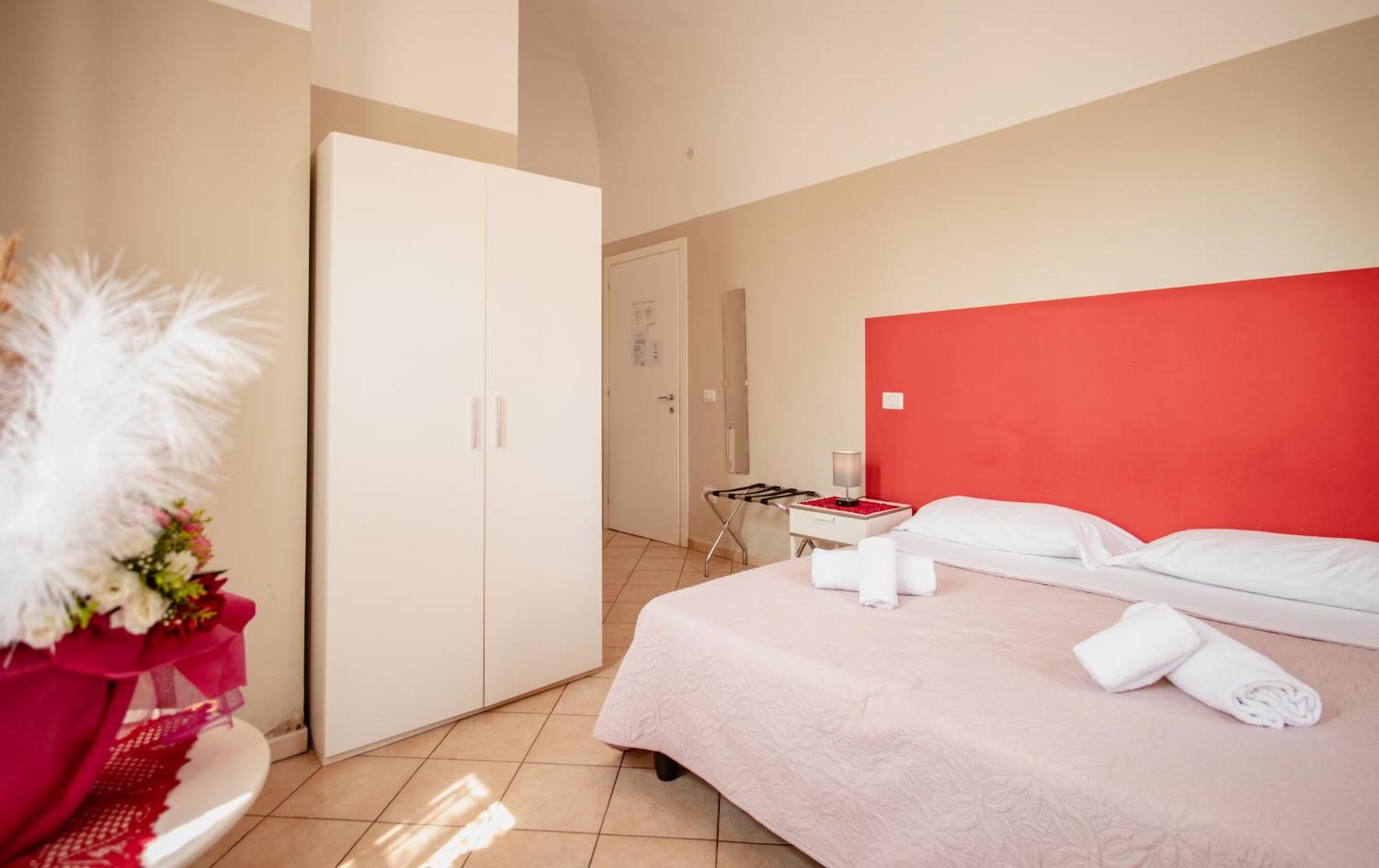 Double or Twin Room with Extra Bed,1679627643:JPEG