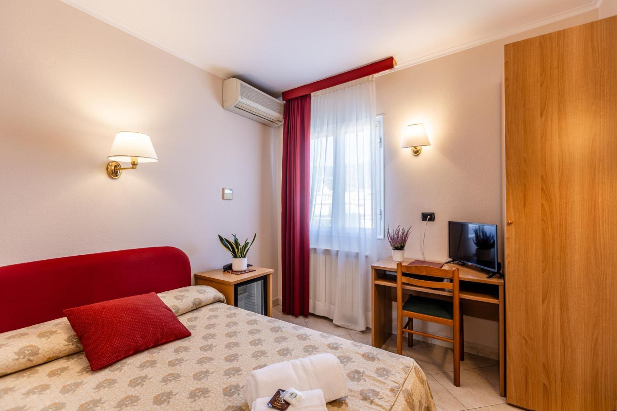 Superior Single Room