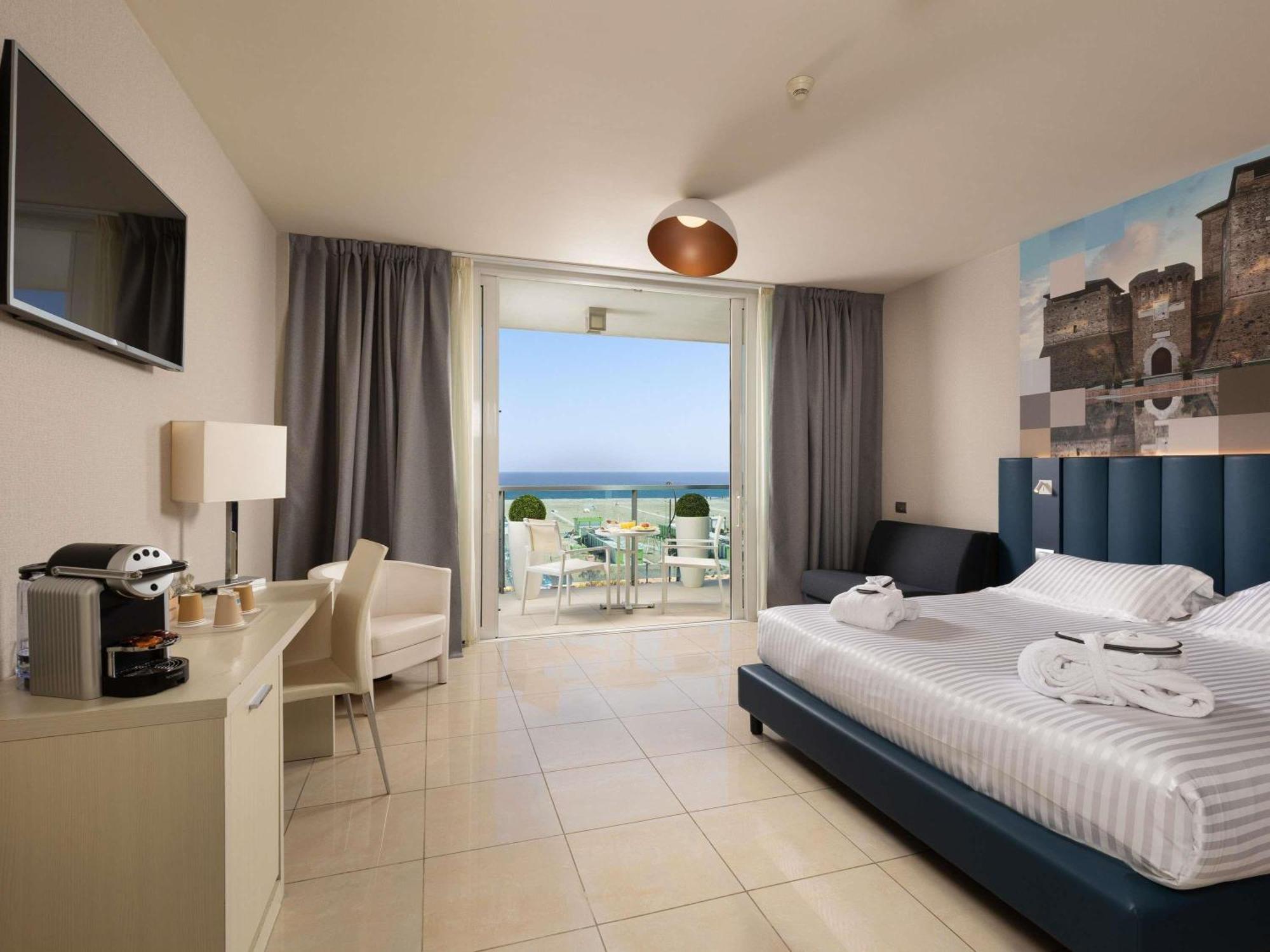Privilege Kamer met 1 Tweepersoonsbed en 1 Eenpersoonsbed aan Zee