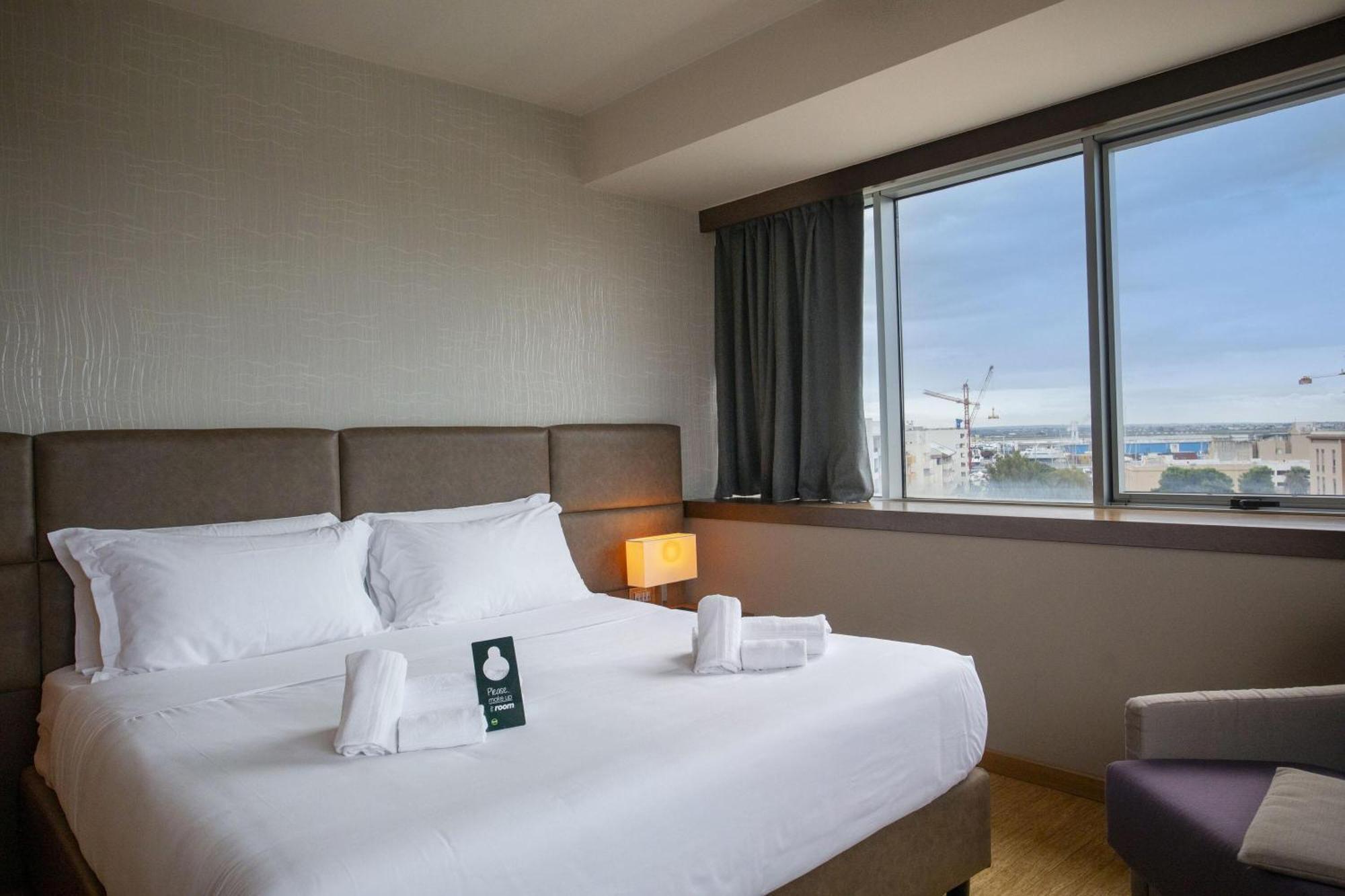 Superior Double Room,1742585989:JPEG