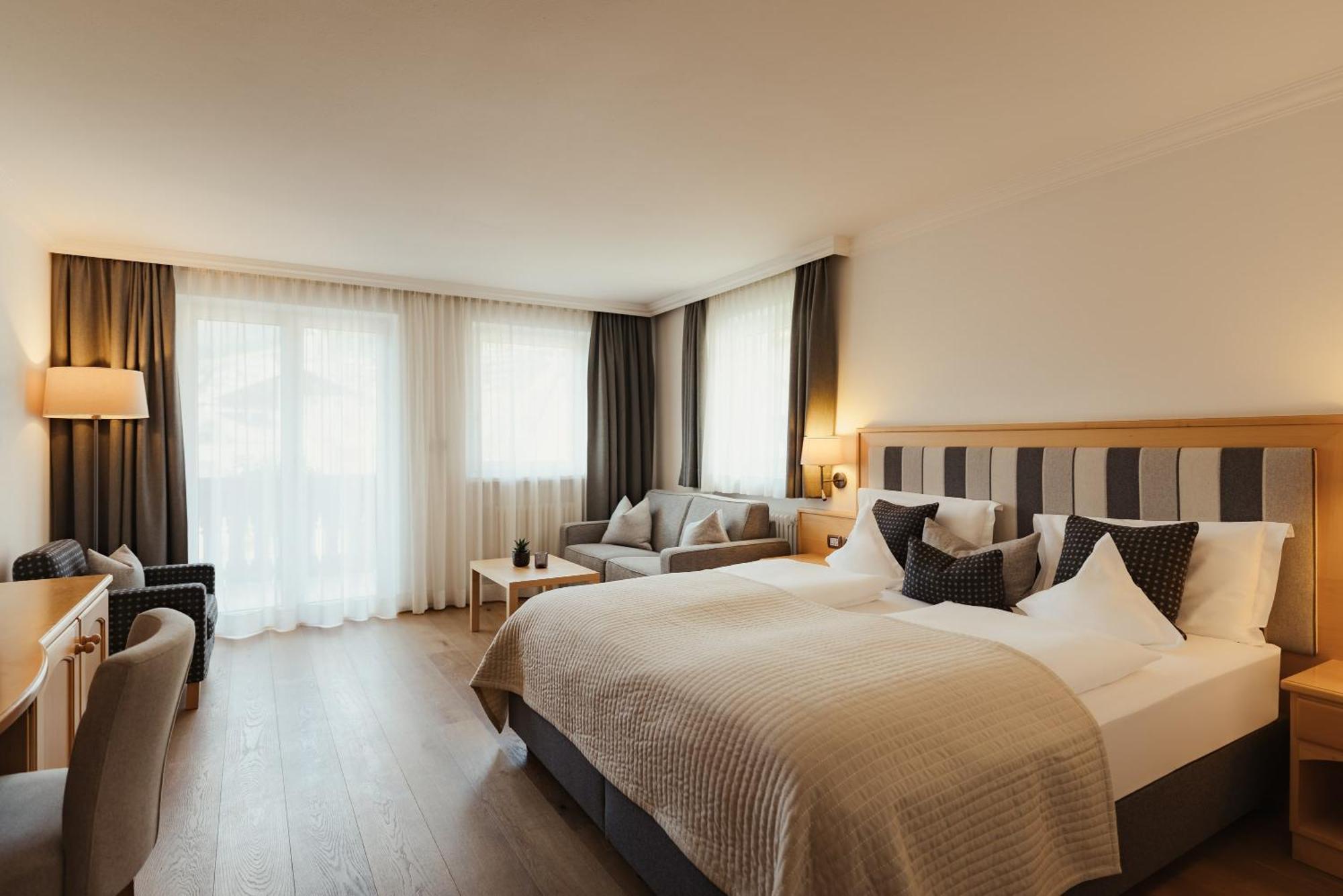 Superior Double or Twin Room,1742759441:JPEG