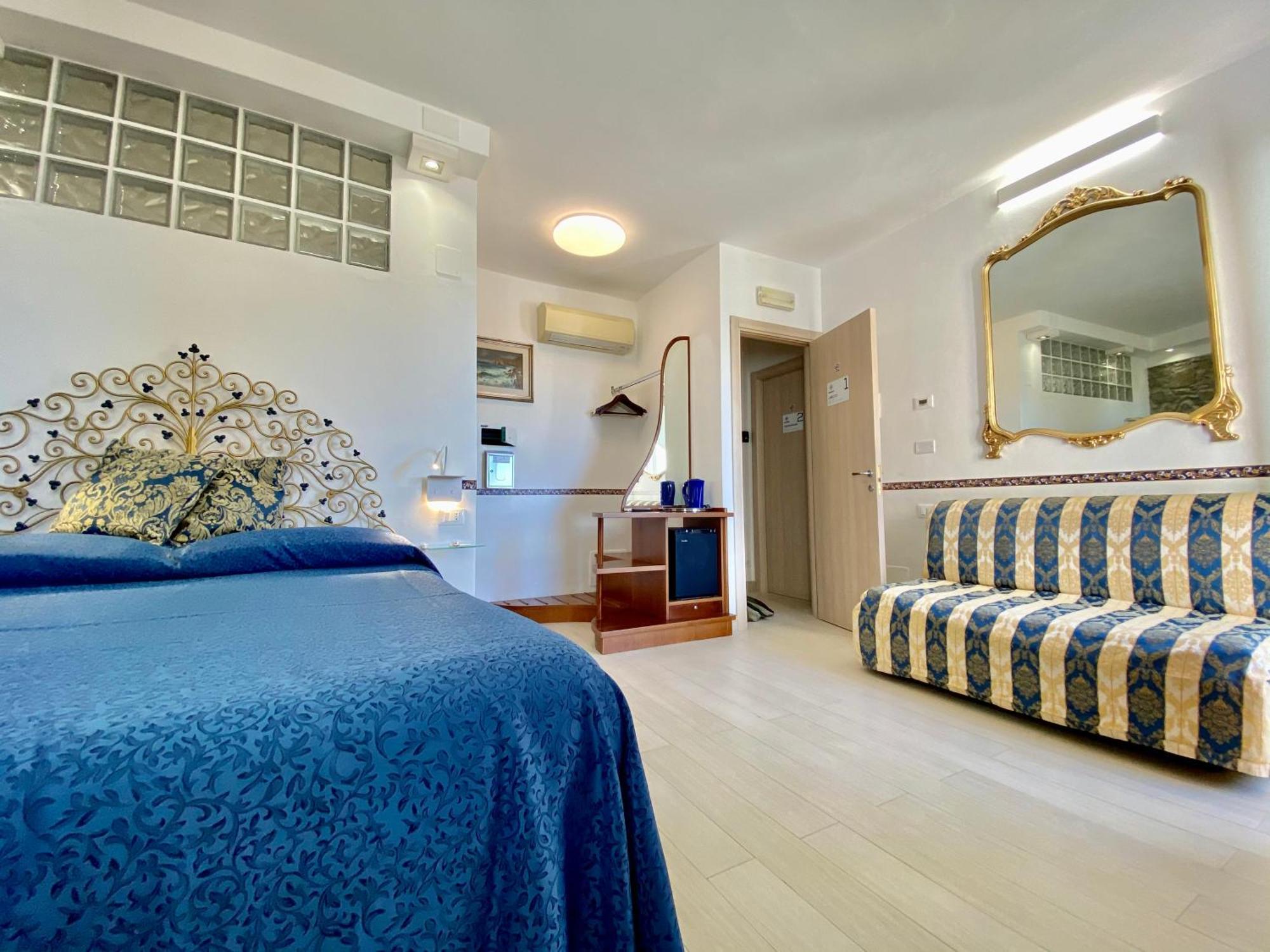 Deluxe Double Room Sea View