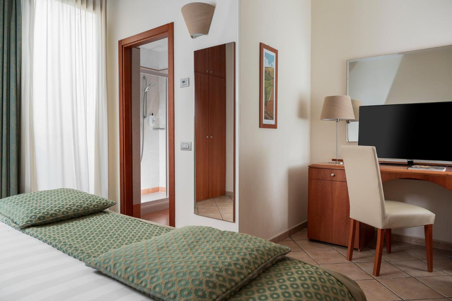 Small Double or Twin Room
