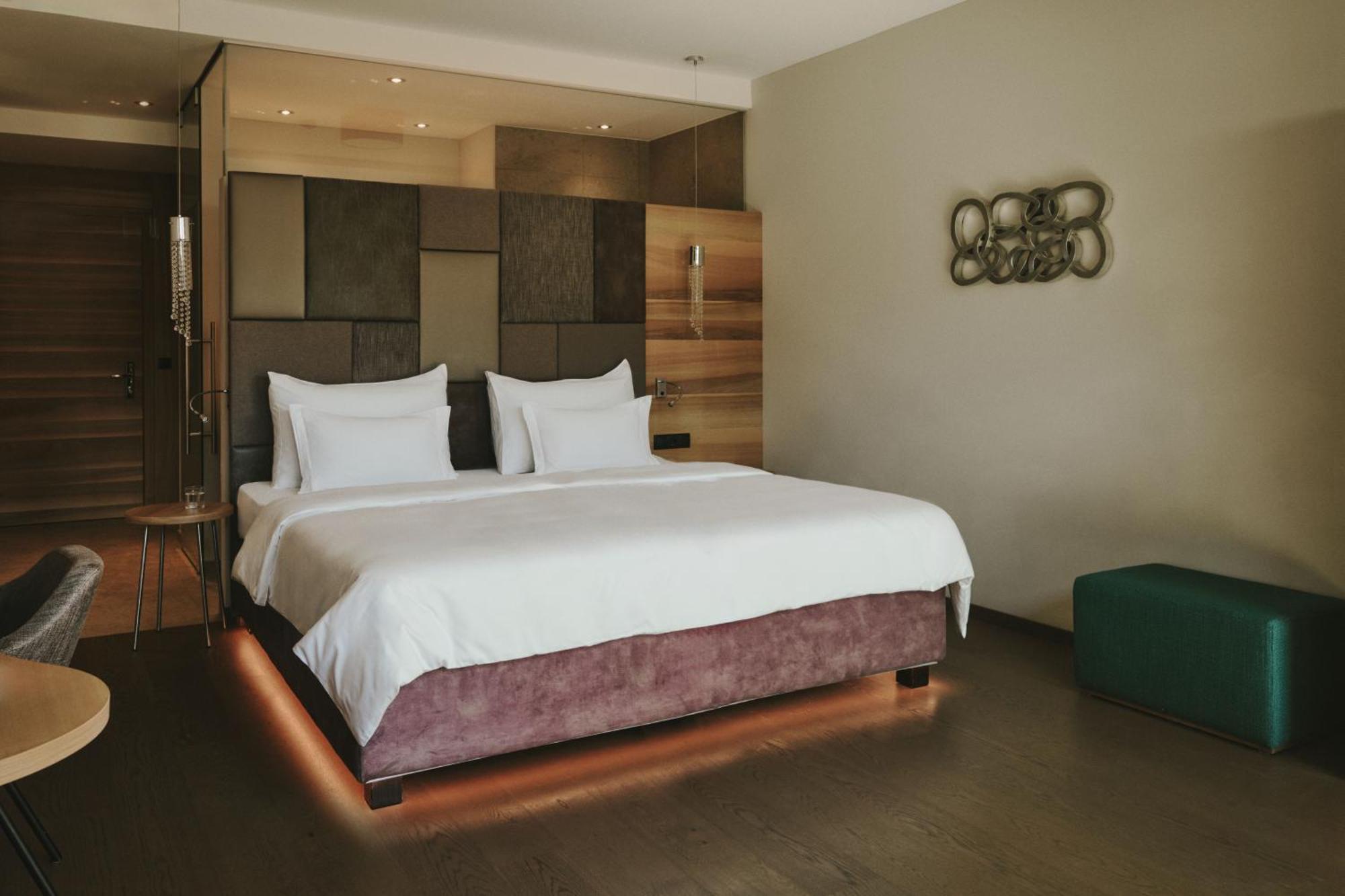 Doppelzimmer mit Gartenblick