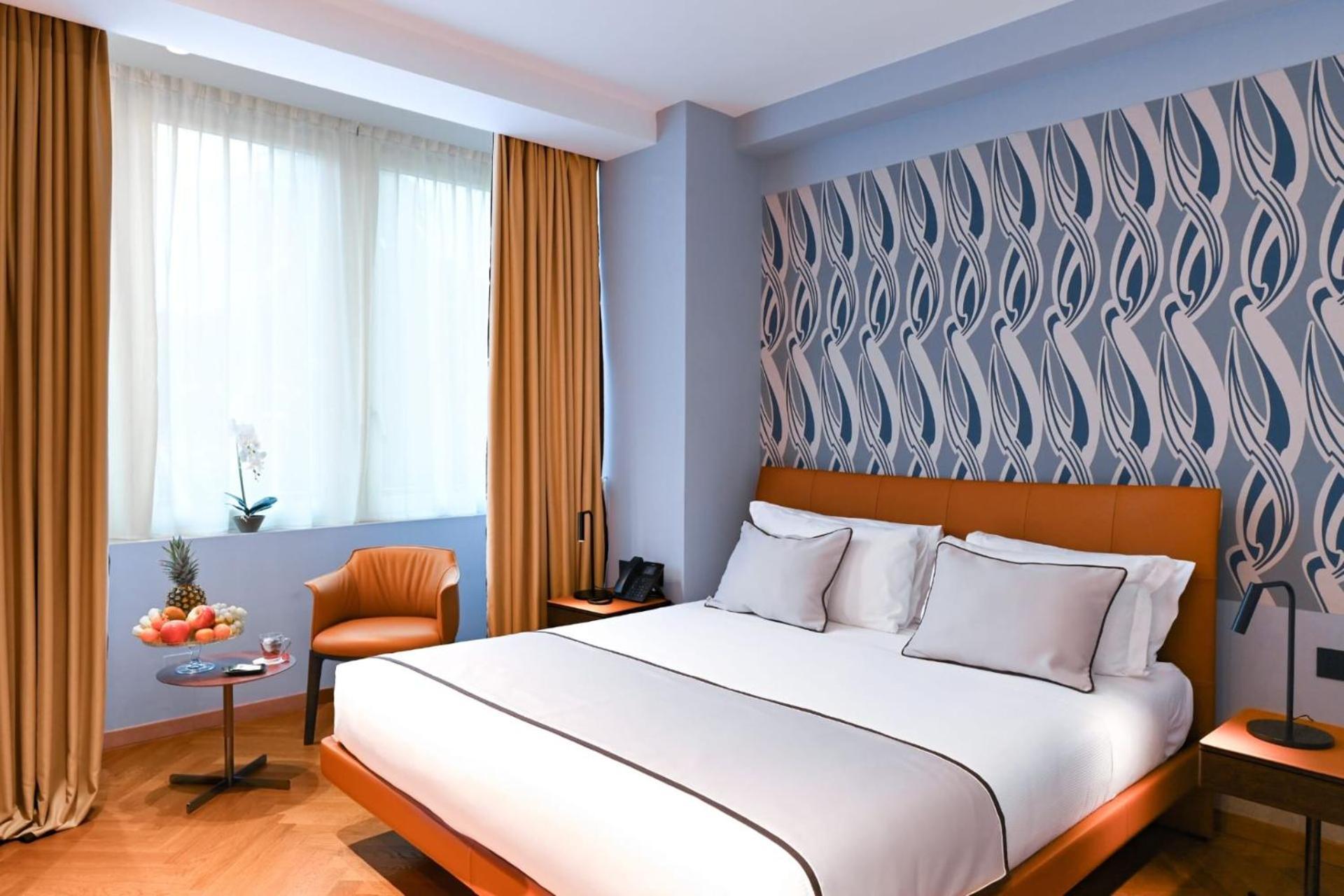 Deluxe Double or Twin Room Partial Sea View