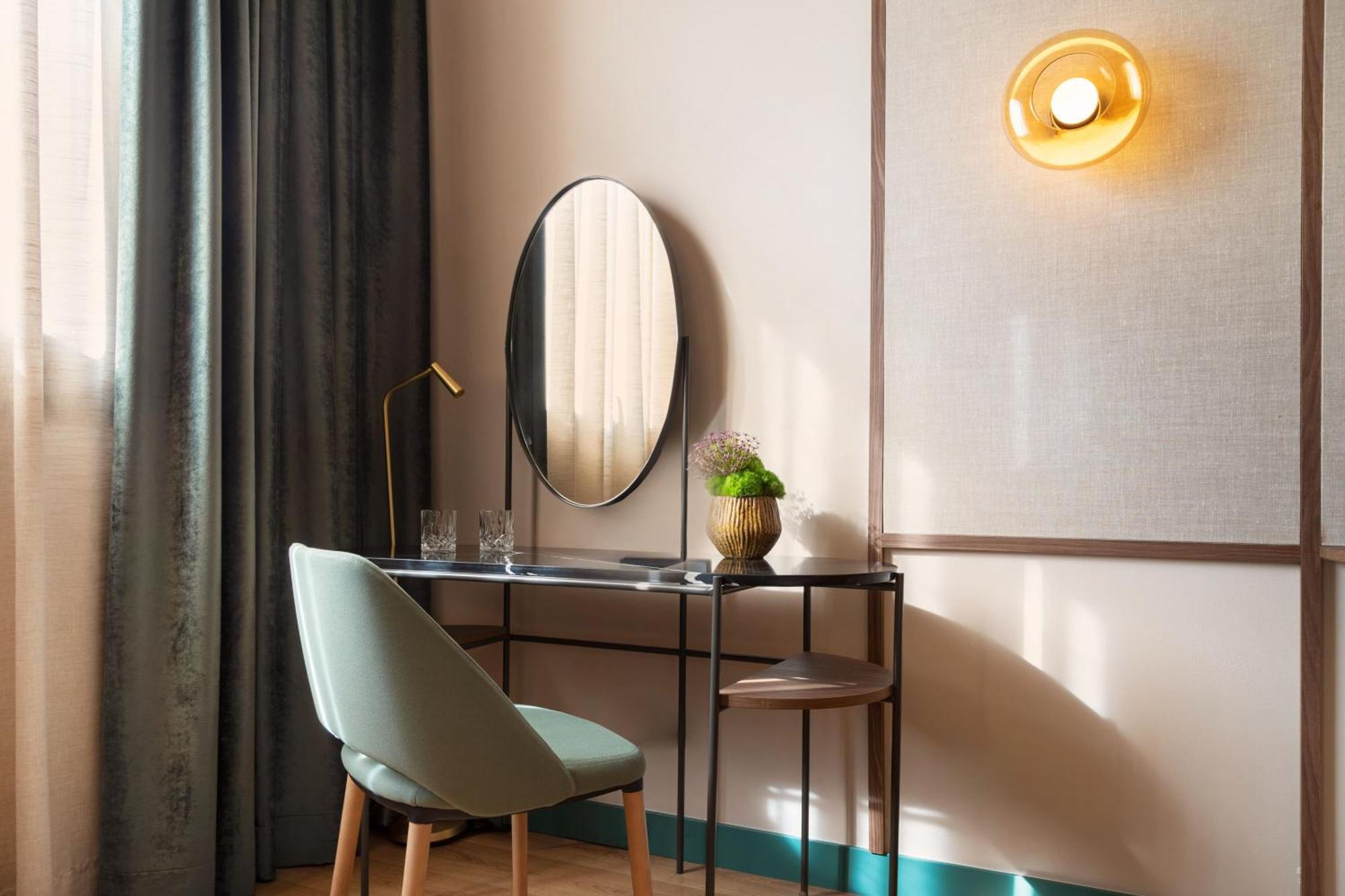 Suite Business The Level con acceso al salón