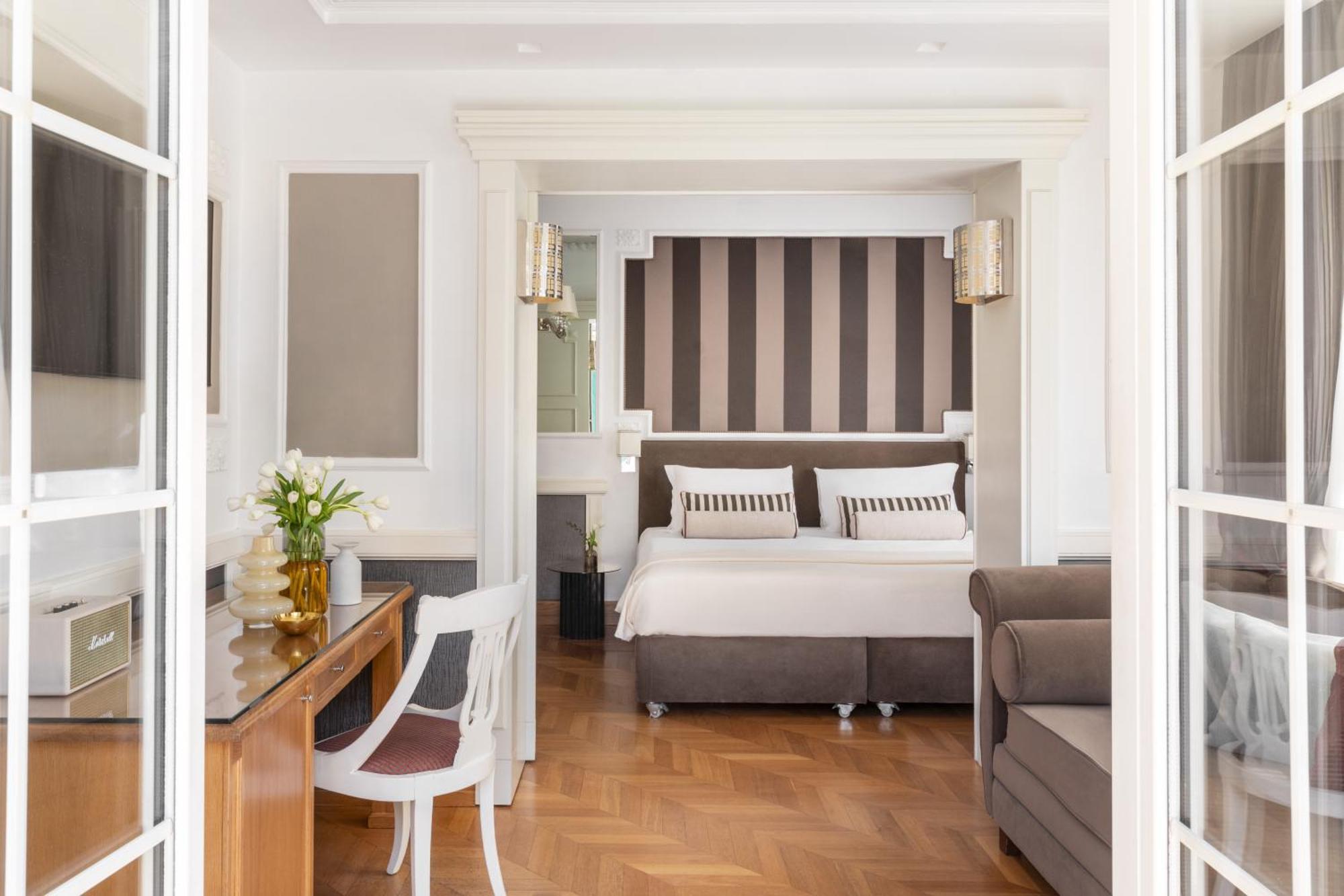 Junior Suite with Terrace