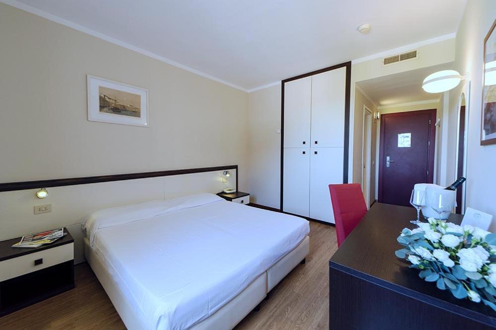 Budget Double or Twin Room Garden View