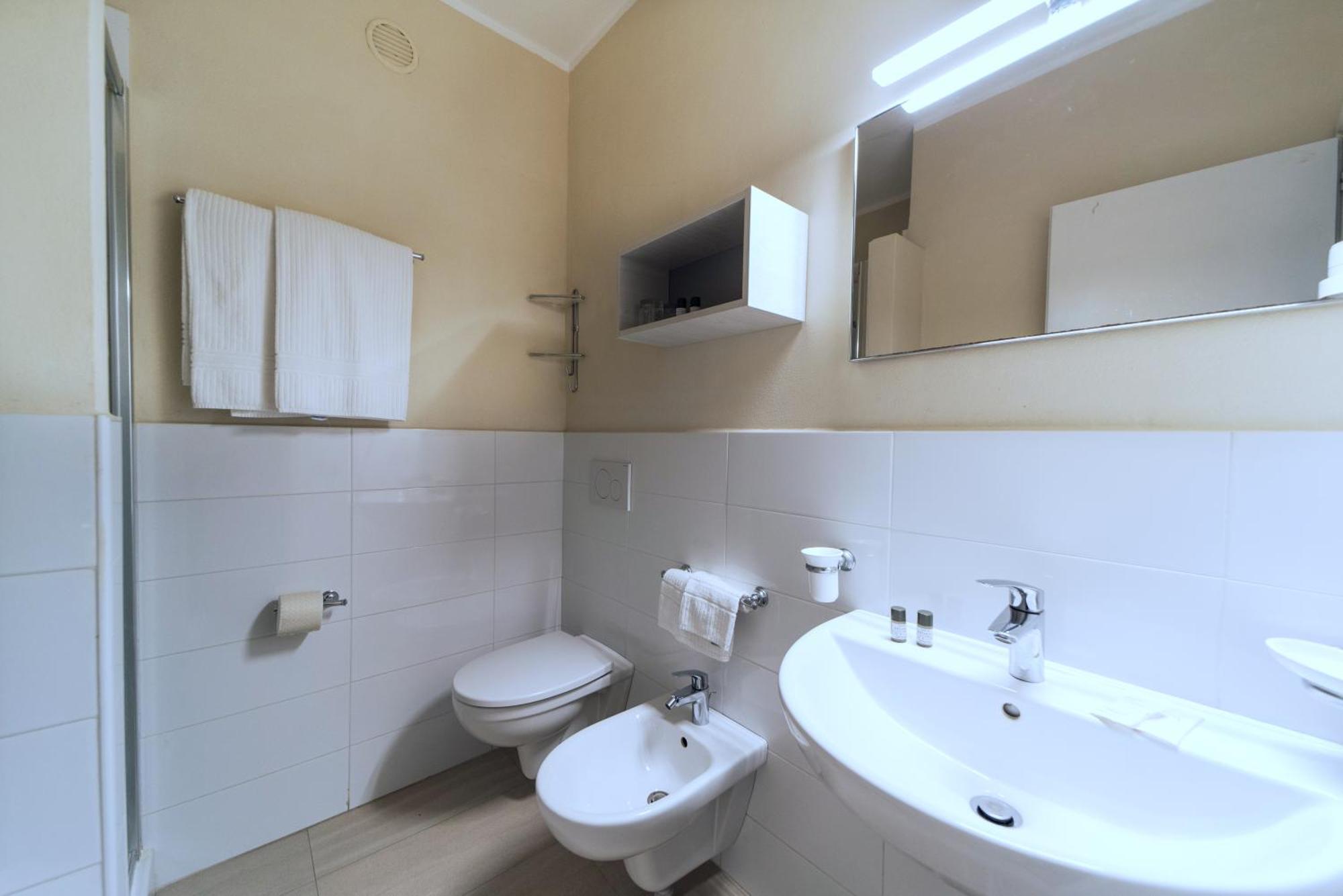 Budget Double or Twin Room Garden View