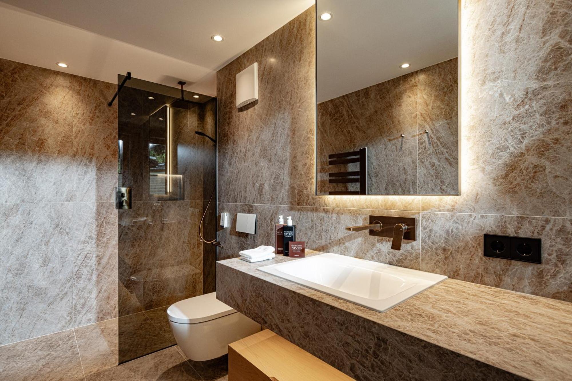 Double Room Mountain View