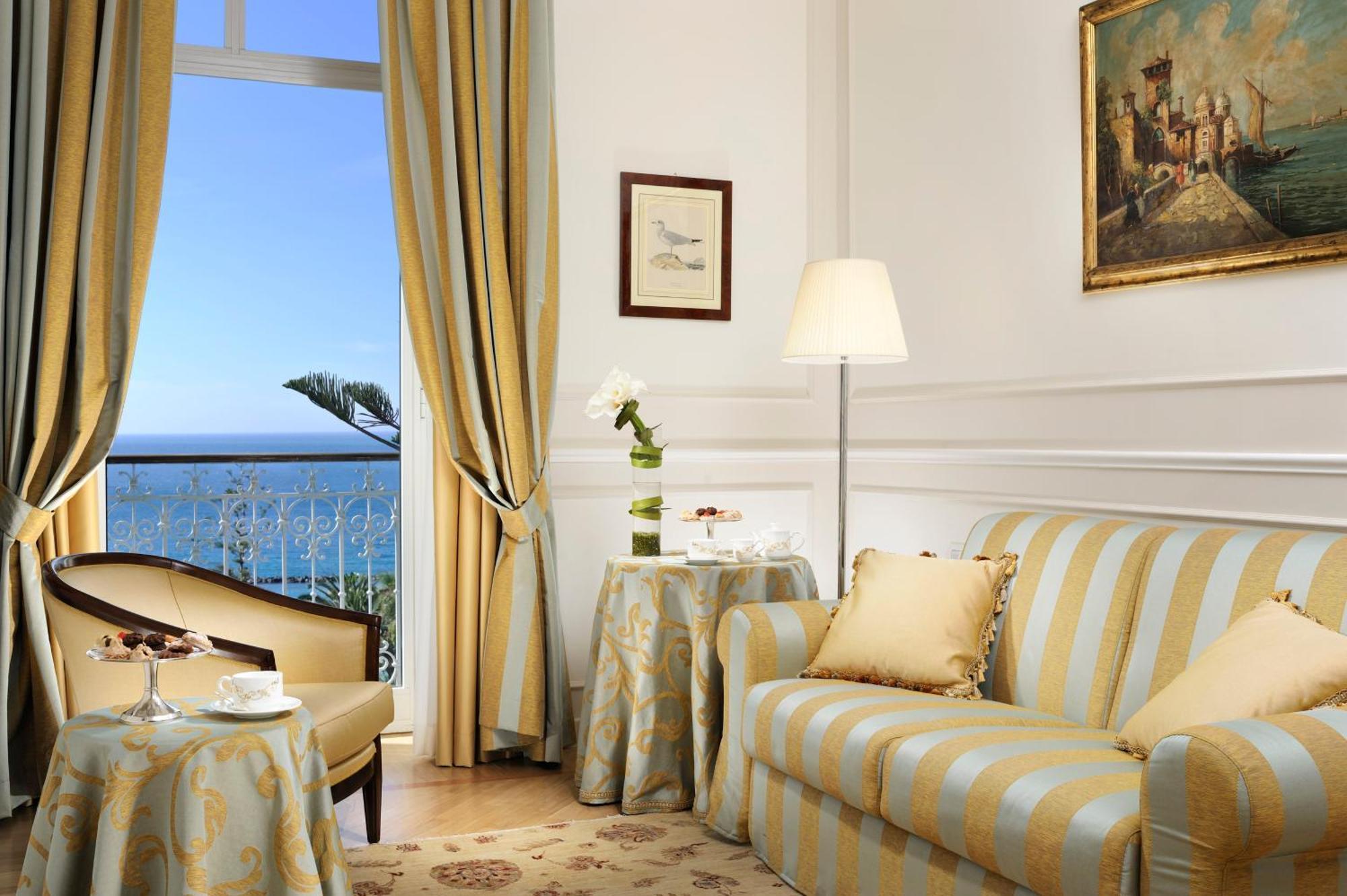 Suite with Sea View with Balcony