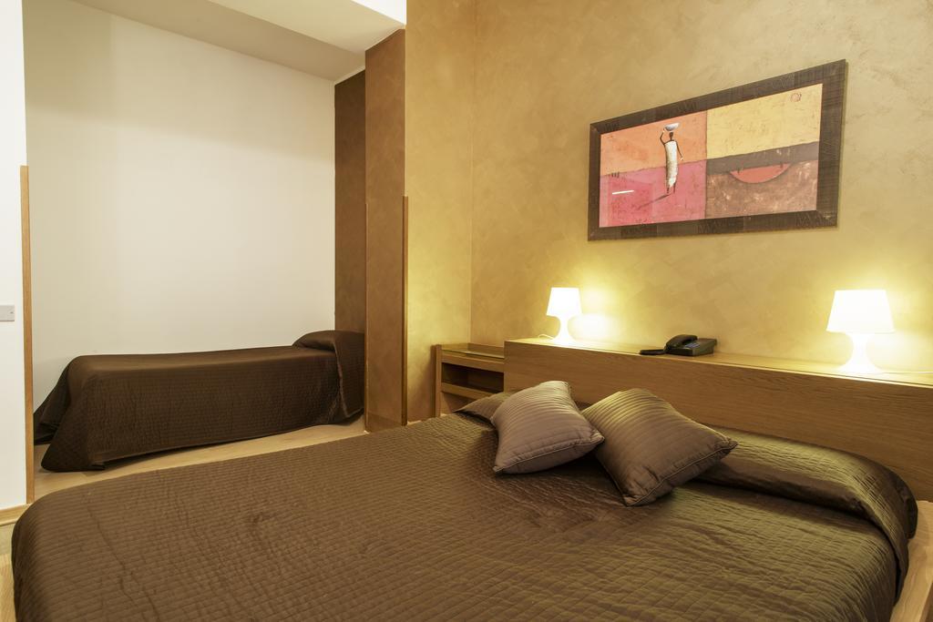 Habitación Triple con baño