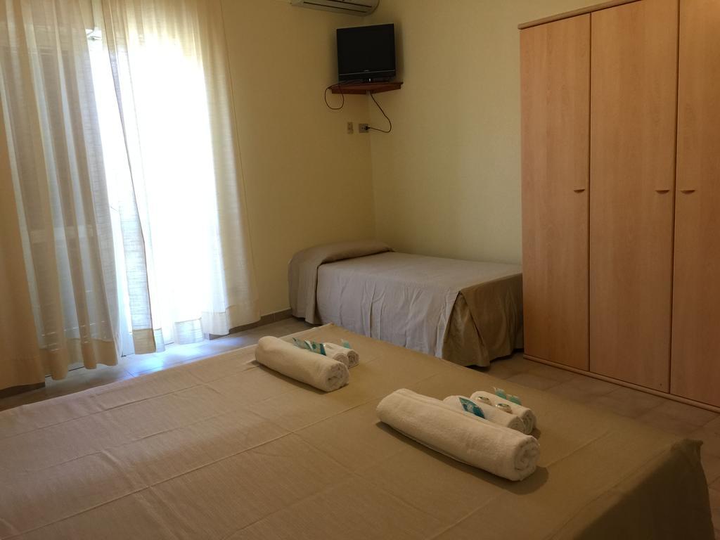 Triple Room,1216099615:JPEG