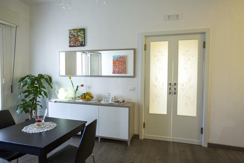 Double or Twin Room with Private Bathroom in the room