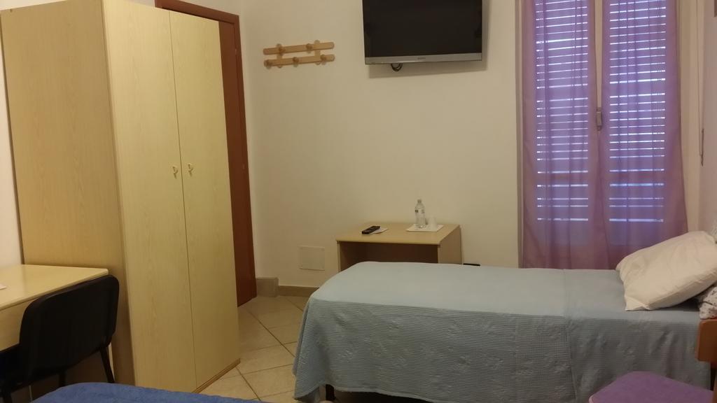 Driepersoonskamer met Eigen Badkamer