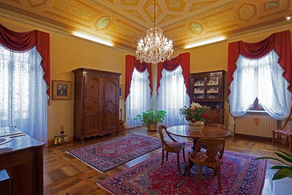 Chambre Triple avec Salle de Bains Privative