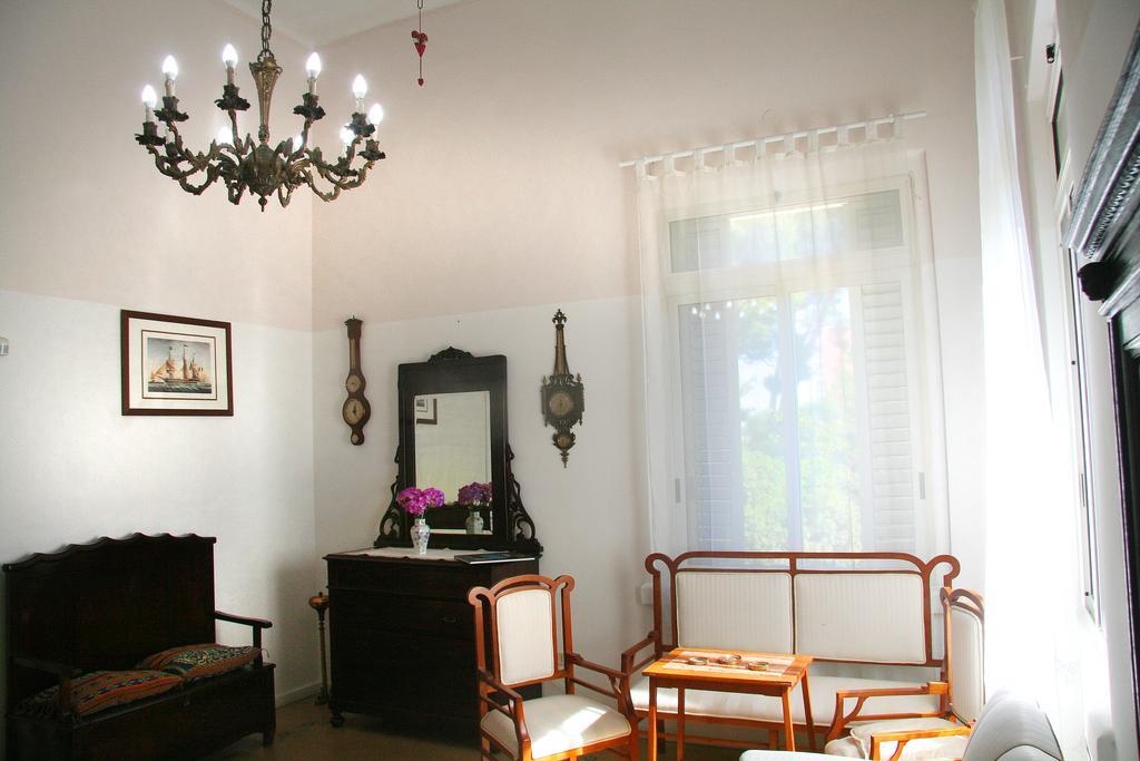 Deluxe Kamer (2 Volwassenen + 1 Kind)