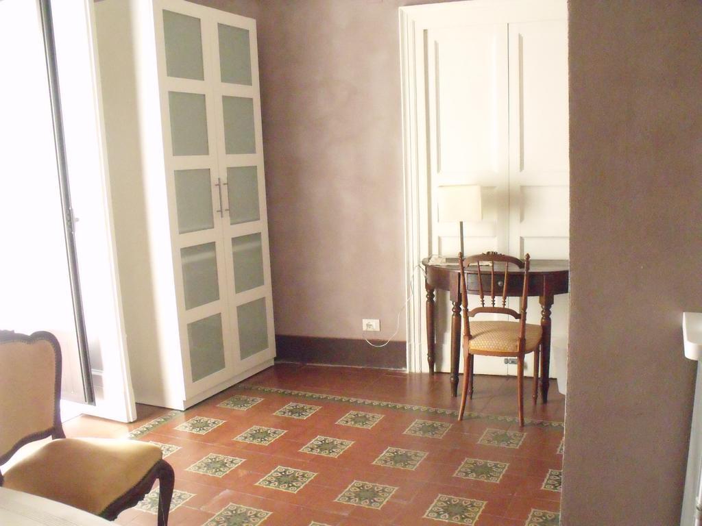 Chambre Double ou Lits Jumeaux avec Salle de Bains