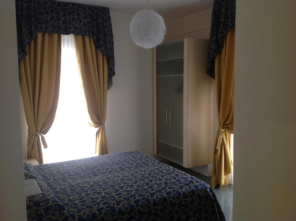 Double Room Partial Sea View,318521093:JPEG
