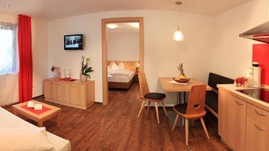 One-Bedroom Apartment,1588180496:JPEG