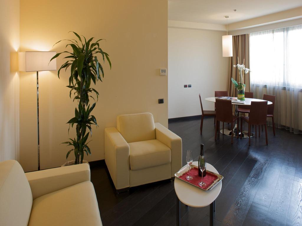 Presidential King Suite