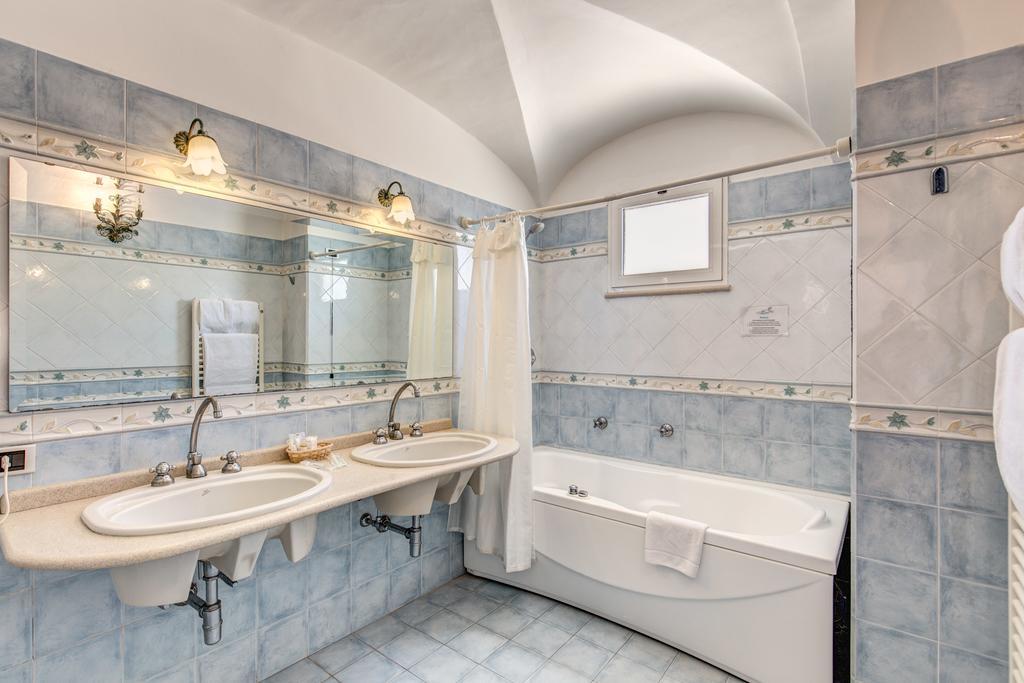 Suite Junior avec Terrasse et Vue sur la Mer