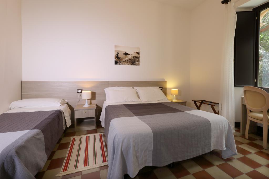 Chambre Double ou Lits Jumeaux Économique