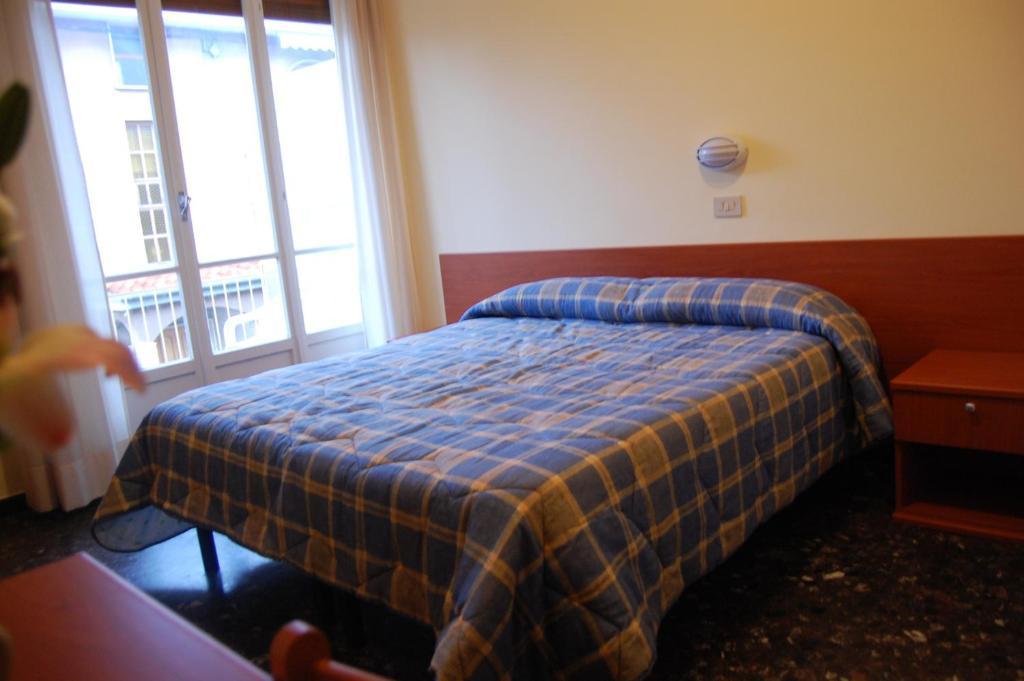 Double or Twin Room,227332394:JPEG