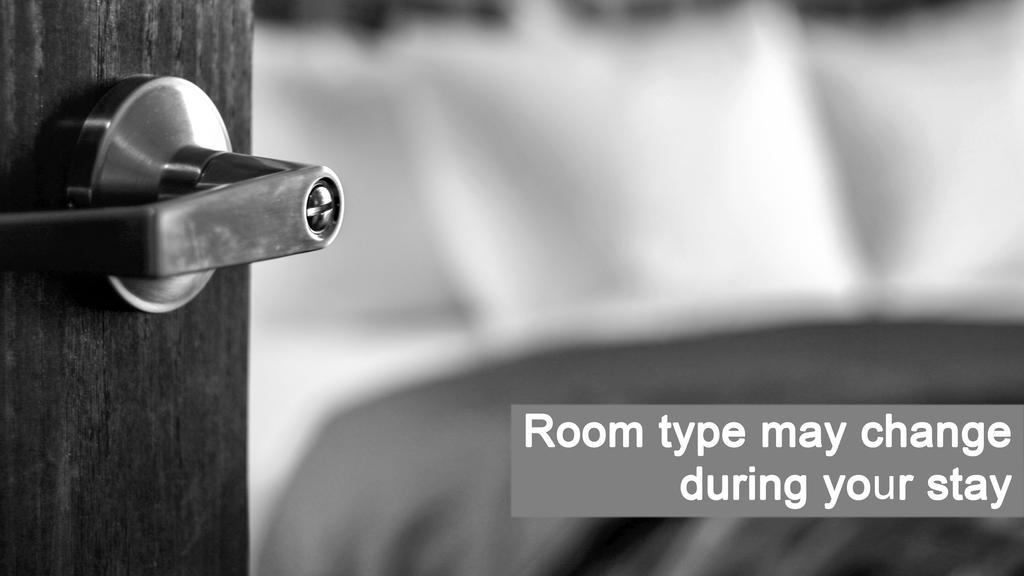 Flexible Room with parking