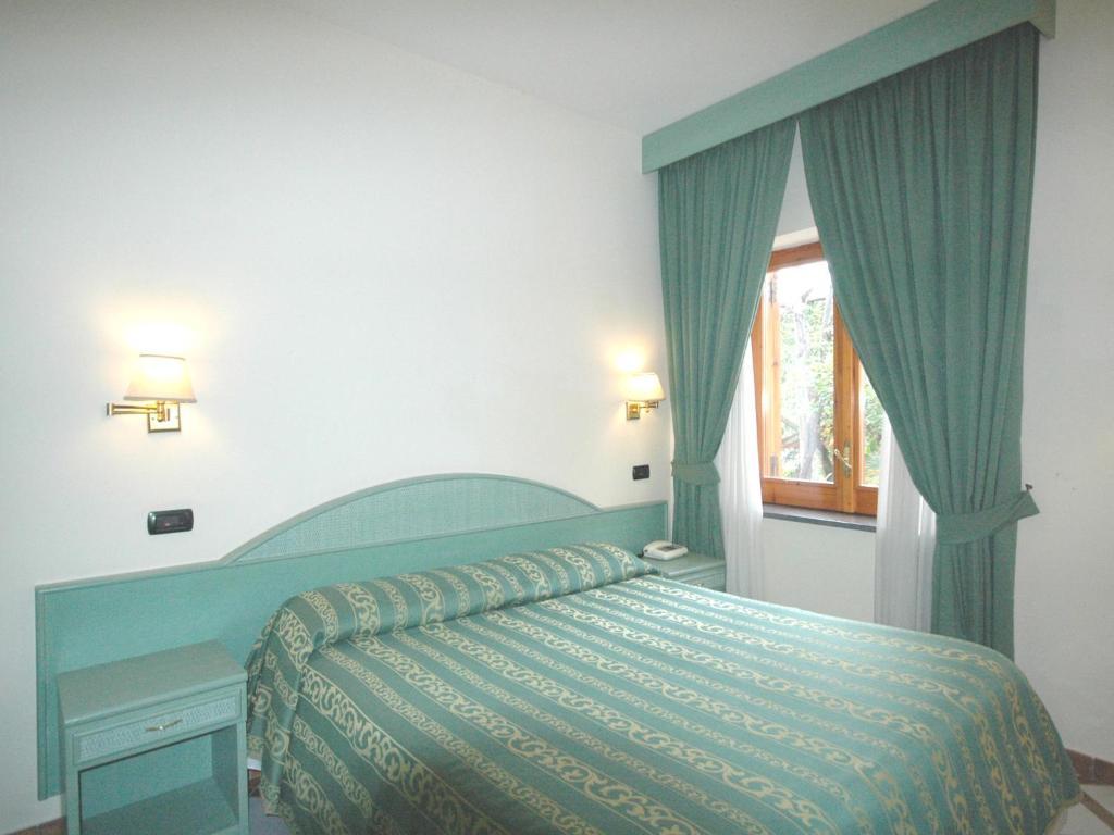 Double Room,442371576:JPEG