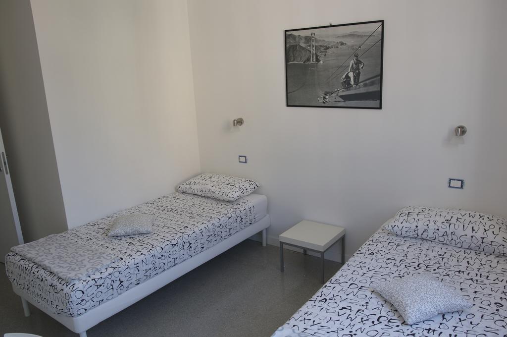 Twin Room,324536605:JPEG