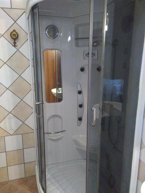 Camera Quadrupla con Bagno Privato