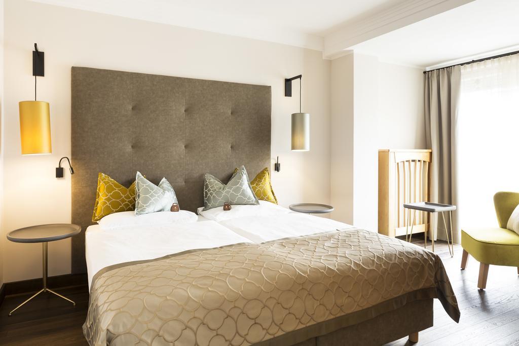 Double Room,1765827937:JPEG