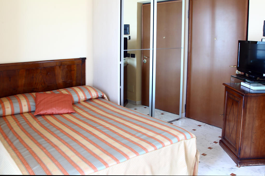 Standard Doppelzimmer mit Meerblick