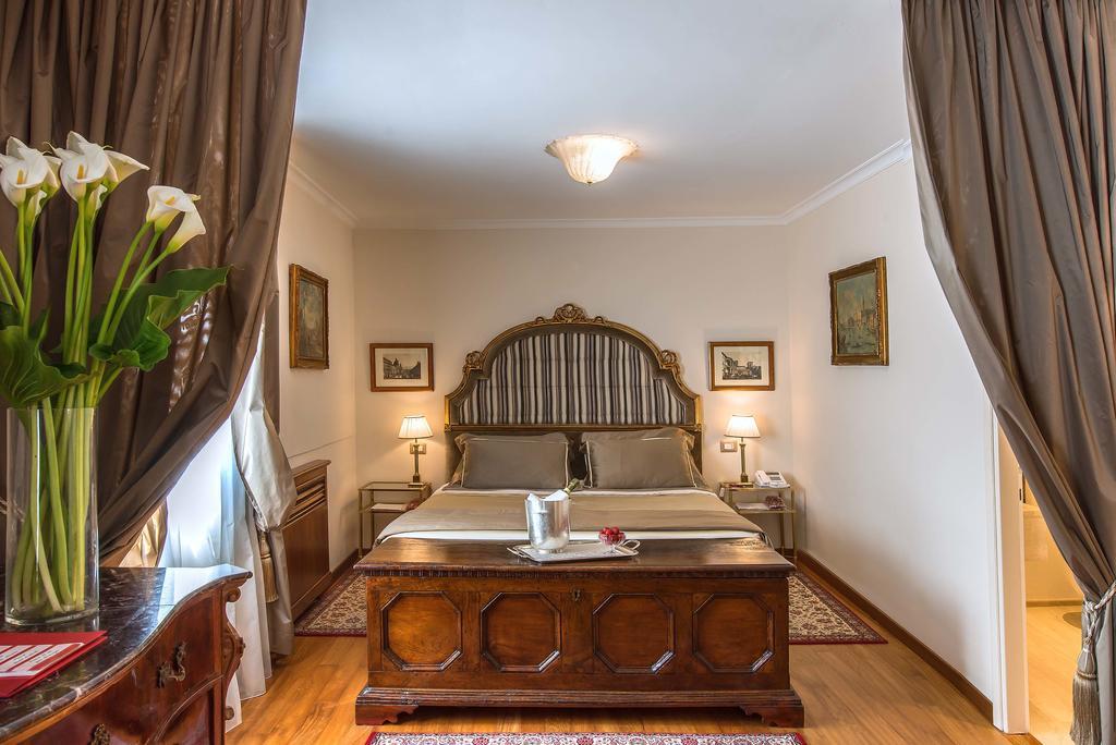 Junior Suite,403813668:JPEG