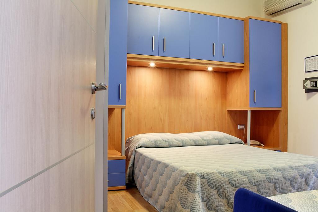 Doppelzimmer mit Balkon