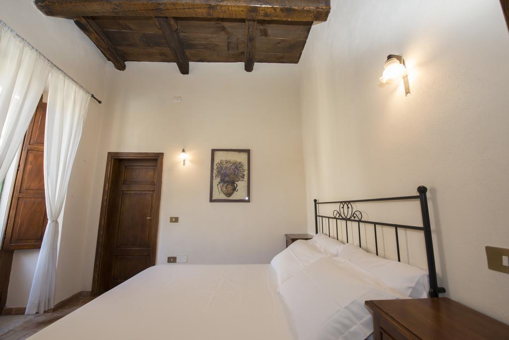 Doppelzimmer mit Balkon