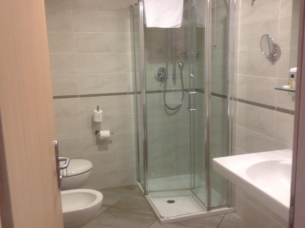Double Room,239049681:JPEG