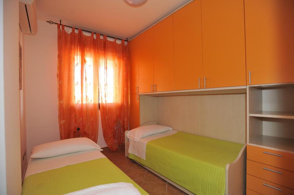 Two-Bedroom Apartment with Balcony