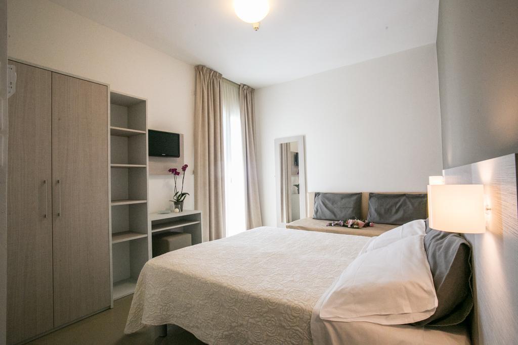 Double or Twin Room,446258442:JPEG