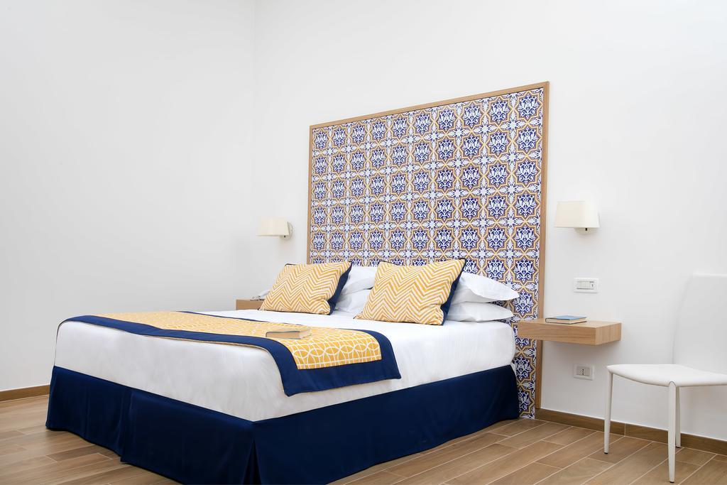 Standard Double or Twin Room with Balcony,685651587:JPEG