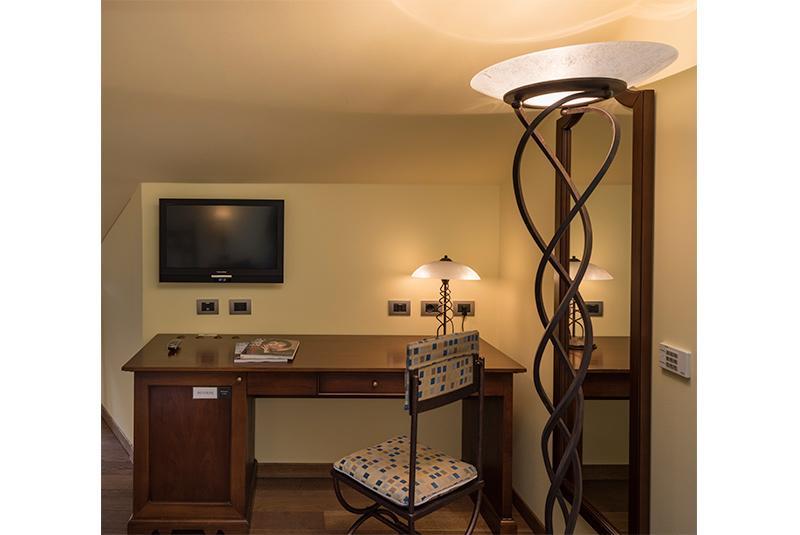 Chambre Double ou Lits Jumeaux Mansardée - Vue sur Lac