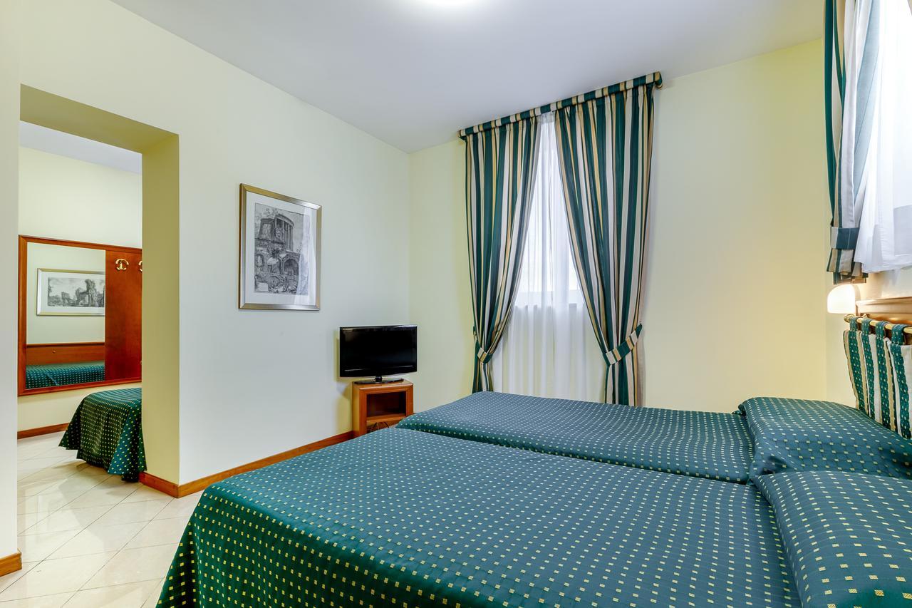 Dreibettzimmer
