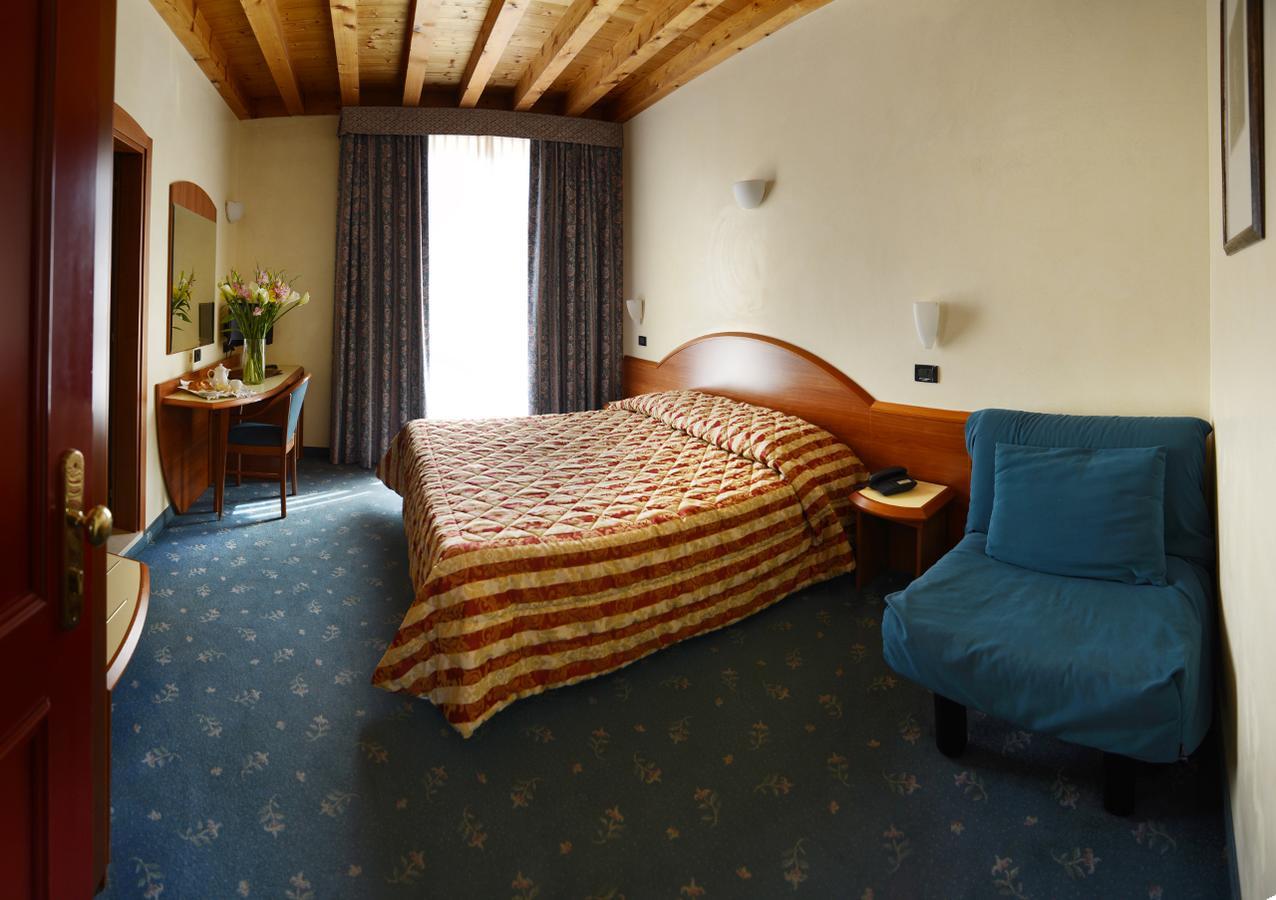 Triple Room,511138842:JPEG