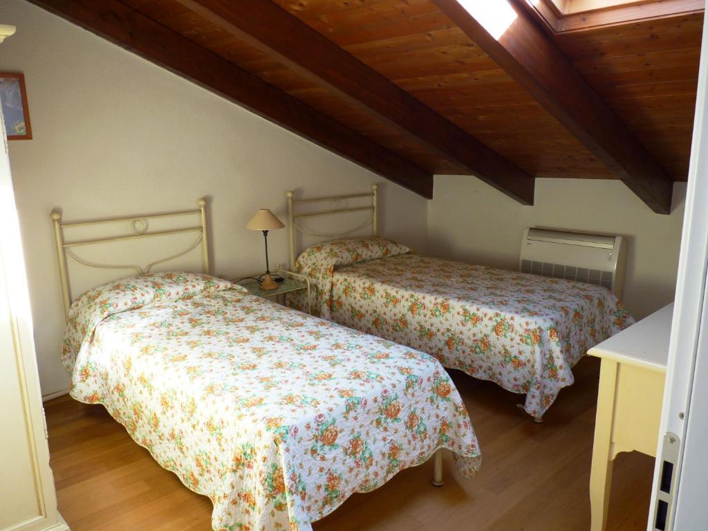 Chambre Familiale Mansardée