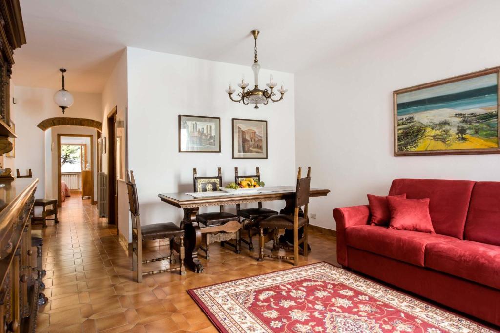 One-Bedroom Apartment Historical Centre