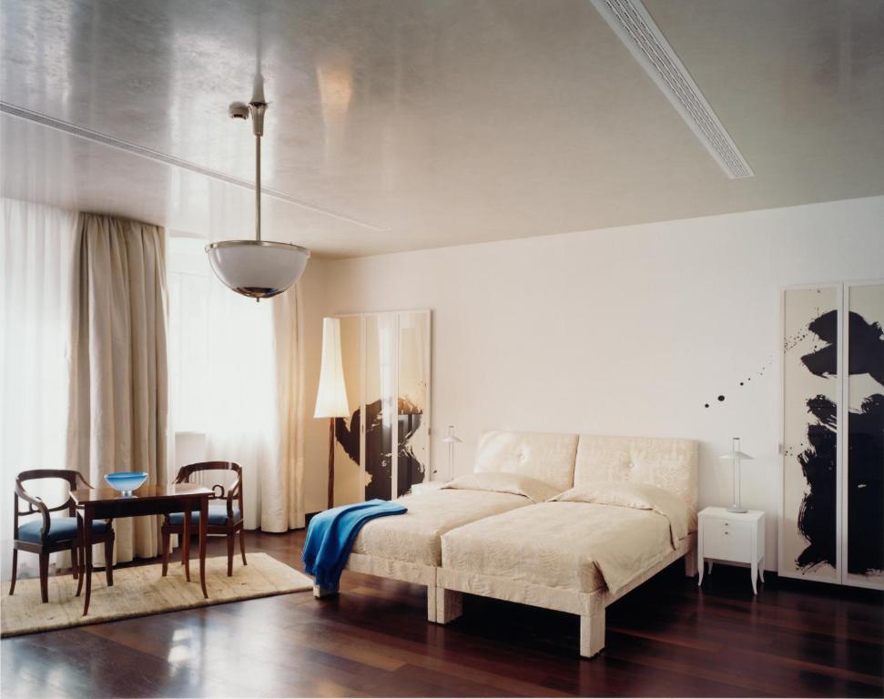 Comfort Twin Room