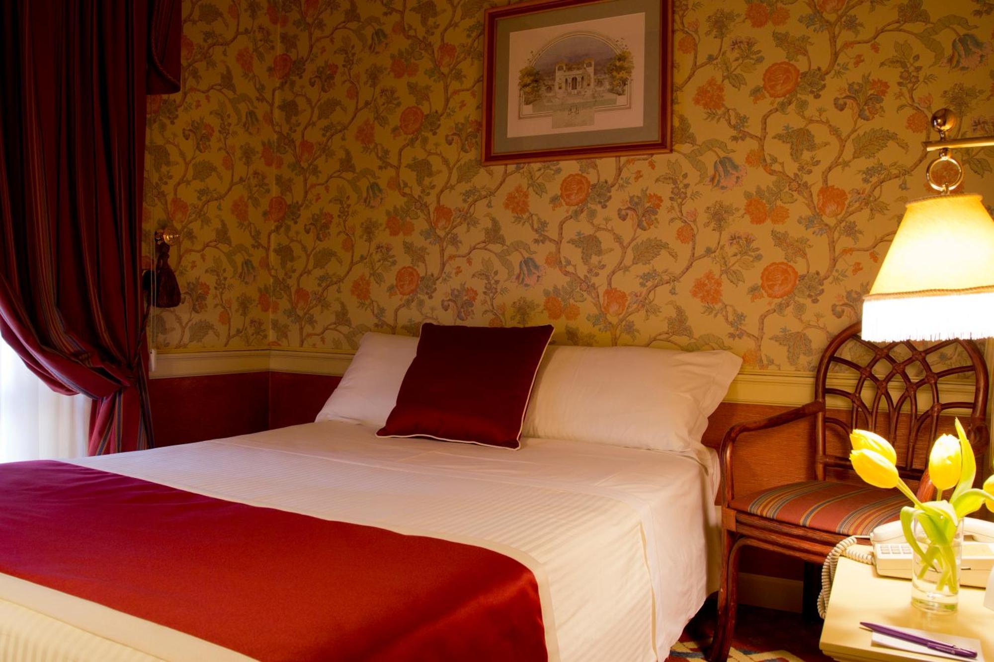 Standard Queen Room,682173522:JPEG